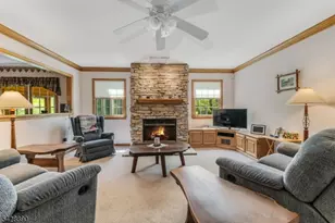 352 Bellis Rd, Holland Township, NJ 08804 - Photo 9
