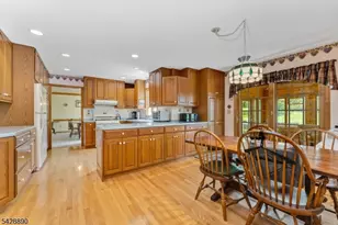 352 Bellis Rd, Holland Township, NJ 08804 - Photo 11