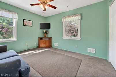 17 Lynn Ct, Hillsborough Township, NJ 08844 - Photo 19