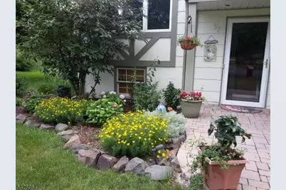 17 Lynn Ct, Hillsborough Township, NJ 08844 - Photo 39