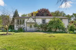 17 Lynn Ct, Hillsborough Township, NJ 08844 - Photo 1