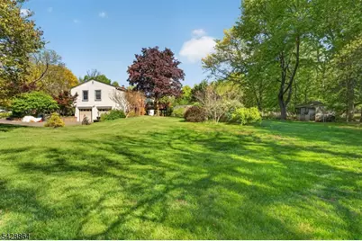 17 Lynn Ct, Hillsborough Township, NJ 08844 - Photo 33