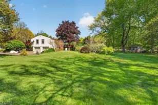 17 Lynn Ct, Hillsborough Township, NJ 08844 - Photo 33
