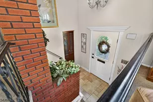 17 Lynn Ct, Hillsborough Township, NJ 08844 - Photo 3