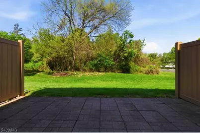 2 Daniel Dr, Franklin Township, NJ 08823 - Photo 9