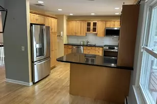 10 Cole Rd, Fairfield, NJ 07004 - Photo 13
