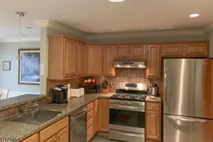 41 Bourne Ci, Hardyston Township, NJ 07419 - Photo 3