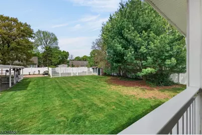 349 Union Ave, Middlesex, NJ 08846 - Photo 9