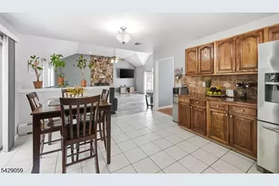 107 Continental Rd, West Milford Twp., NJ 07480 - Photo 13