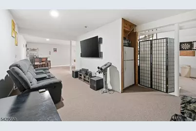 107 Continental Rd, West Milford Twp., NJ 07480 - Photo 15