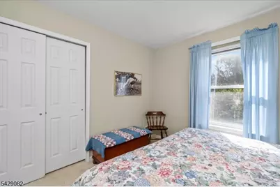13 Eagles Nest Ln, Hardyston Township, NJ 07419 - Photo 11