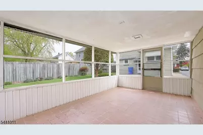 215 Fairfield Ave, Middlesex, NJ 08846 - Photo 13