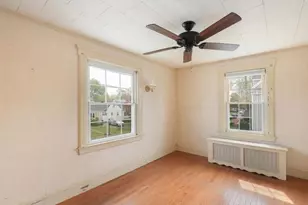 215 Fairfield Ave, Middlesex, NJ 08846 - Photo 15