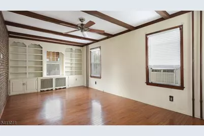 215 Fairfield Ave, Middlesex, NJ 08846 - Photo 3
