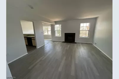 251 Hyde Park Rd, Franklin Township, NJ 08873 - Photo 3