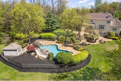 17 Carlisle Ct, Chester, NJ 07930 - Photo 3