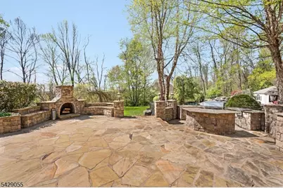 17 Carlisle Ct, Chester, NJ 07930 - Photo 11