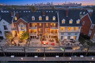 26 Half Moon Isle, Jersey City, NJ 07305 - Photo 1
