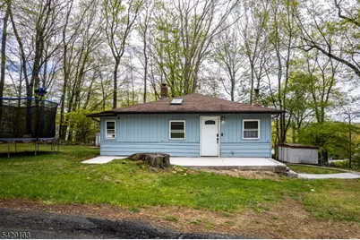15 Mohican Ave, Roxbury Township, NJ 07850 - Photo 1