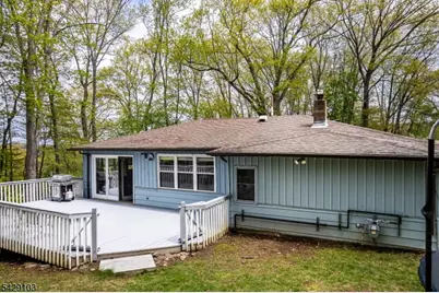 15 Mohican Ave, Roxbury Township, NJ 07850 - Photo 15