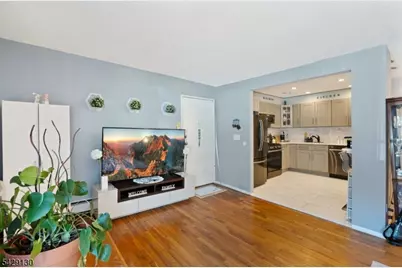 398 Hoover Ave #185, Bloomfield Twp., NJ 07003 - Photo 5
