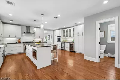 8 Newman Ave, Verona, NJ 07044 - Photo 13