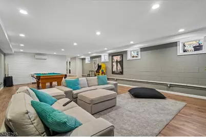 8 Newman Ave, Verona, NJ 07044 - Photo 41