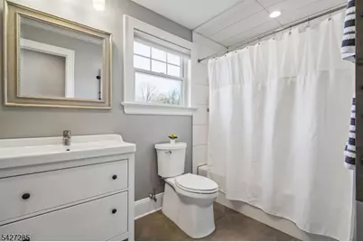 8 Newman Ave, Verona, NJ 07044 - Photo 29