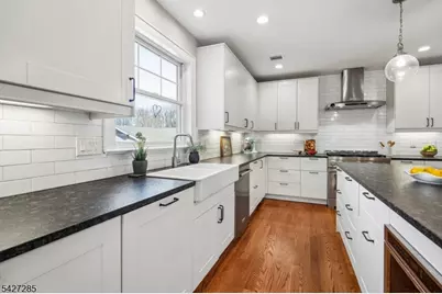 8 Newman Ave, Verona, NJ 07044 - Photo 15