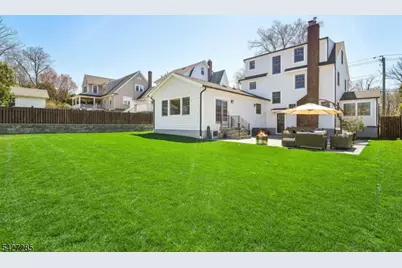 8 Newman Ave, Verona, NJ 07044 - Photo 45