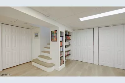 221 Ayliffe Ave, Westfield, NJ 07090 - Photo 31