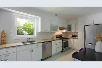 221 Ayliffe Ave, Westfield, NJ 07090 - Photo 13