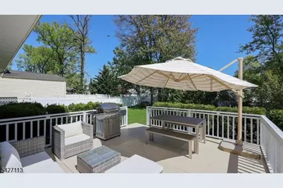 221 Ayliffe Ave, Westfield, NJ 07090 - Photo 37