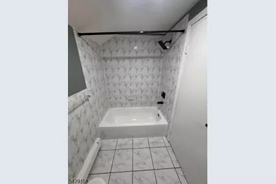 35 Coit St #3, Irvington, NJ 07111 - Photo 3