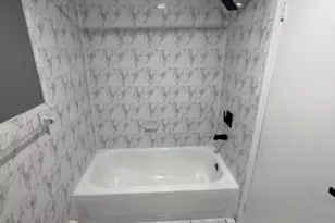 35 Coit St, Irvington, NJ 07111 - Photo 3