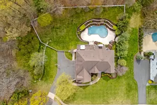 6 Perin Pl, Roxbury Township, NJ 07876 - Photo 3