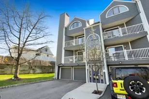 42 Triumph Ct, East Rutherford, NJ 07073 - Photo 37