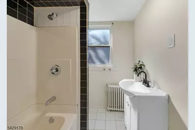 179 William St, East Orange, NJ 07017 - Photo 19