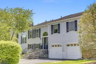 942 Liberty St, Belvidere, NJ 07823 - Photo 3