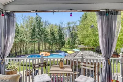 942 Liberty St, Belvidere, NJ 07823 - Photo 35