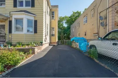 68 Richard St, Passaic, NJ 07055 - Photo 35