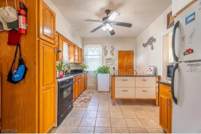 68 Richard St, Passaic, NJ 07055 - Photo 9