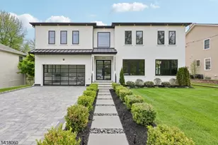 424 E Ridgewood Ave, Paramus, NJ 07652 - Photo 1