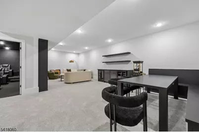 424 E Ridgewood Ave, Paramus, NJ 07652 - Photo 39