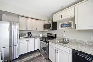 51 Goldfinch Ln, West Milford, NJ 07421 - Photo 9