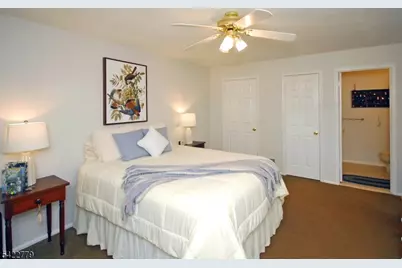 8 Henley Dr, Franklin Township, NJ 08873 - Photo 7