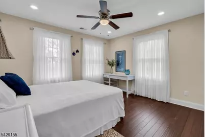 1121 N Washington Ave, Green Brook Township, NJ 08812 - Photo 25
