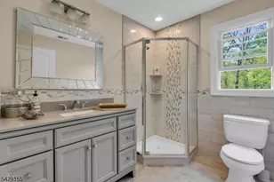 1121 N Washington Ave, Green Brook Township, NJ 08812 - Photo 27