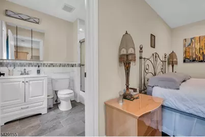 1121 N Washington Ave, Green Brook Township, NJ 08812 - Photo 29