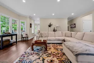 1121 N Washington Ave, Green Brook Township, NJ 08812 - Photo 23